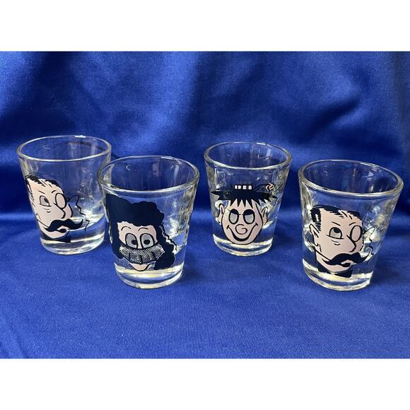 Set of Four Vintage Goofy Eyes Caricature Shot Glasses - Picture 5 of 5